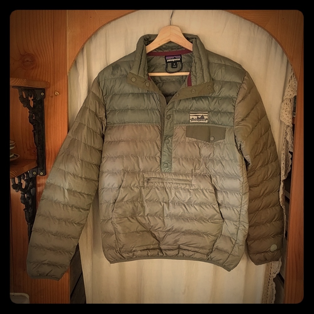 Patagonia down bivy jacket light green